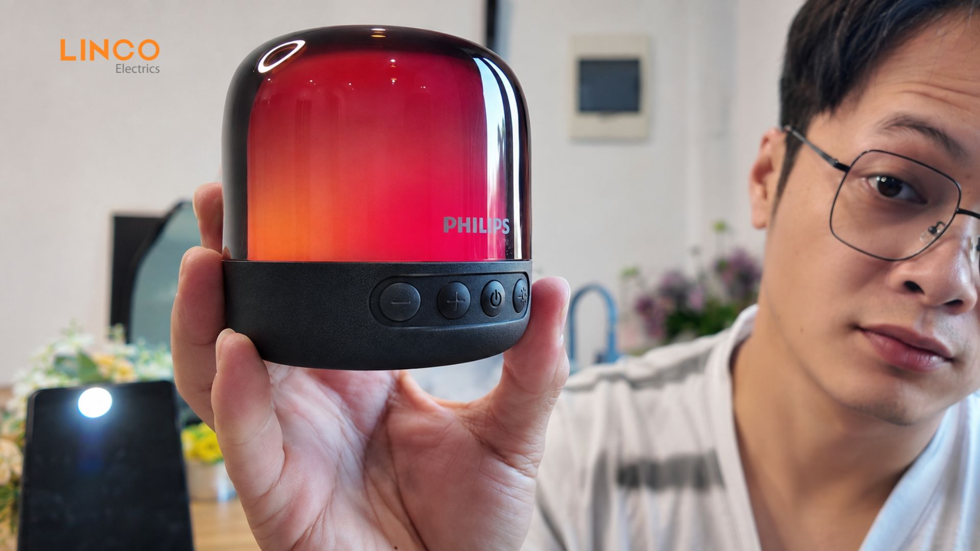 có nên mua loa Bluetooth Philips TAS1108