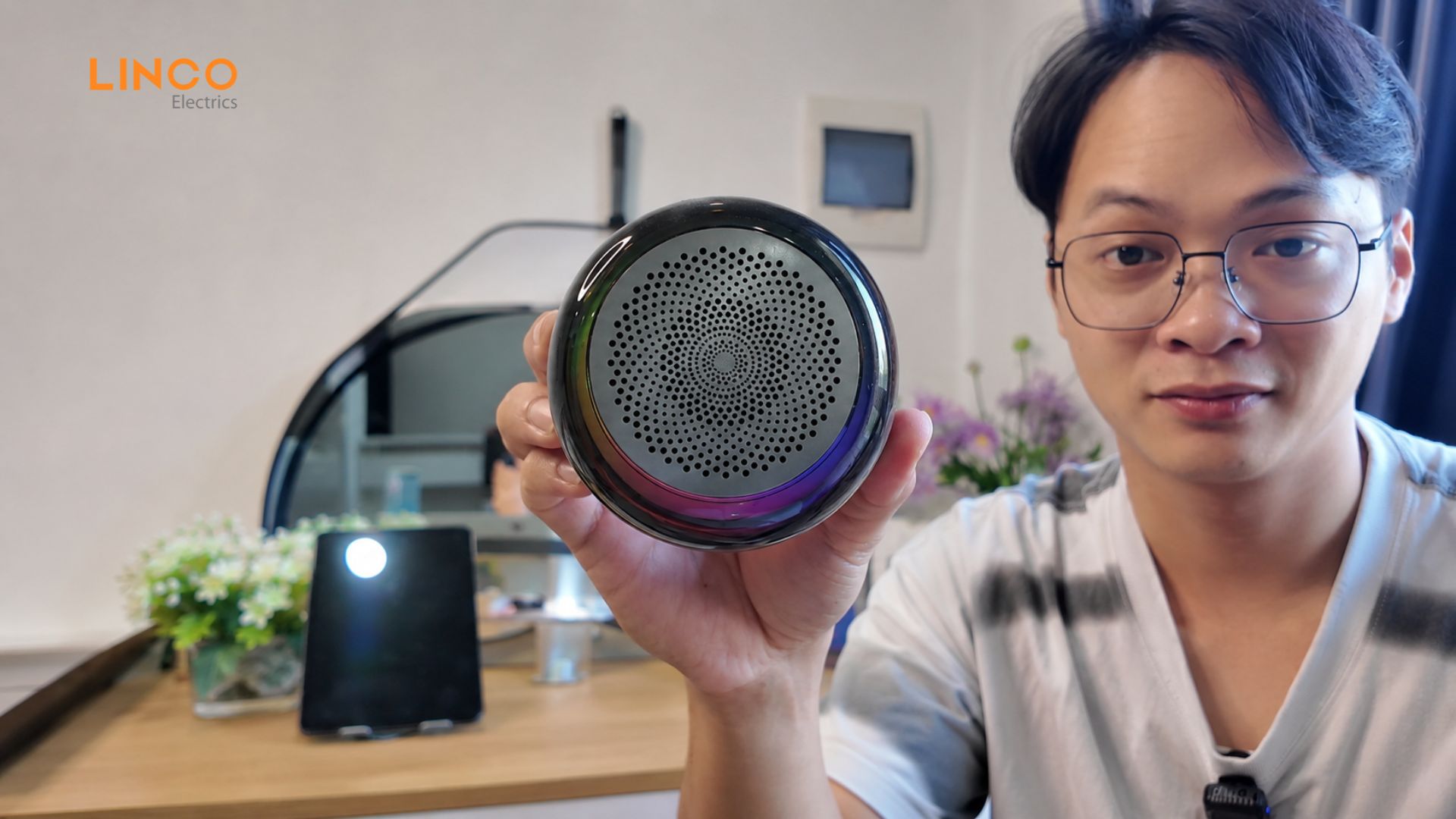 có nên mua loa Bluetooth Philips TAS1108