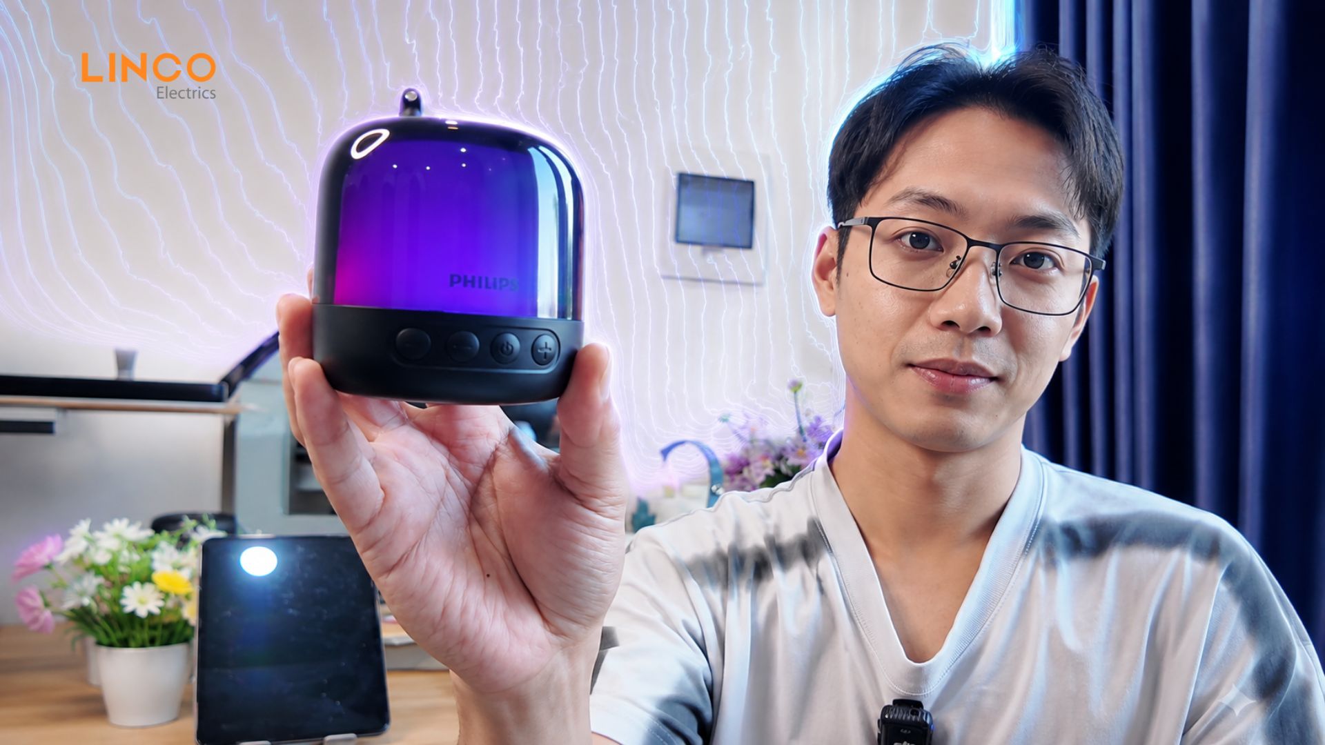 review loa Bluetooth Philips TAS1108