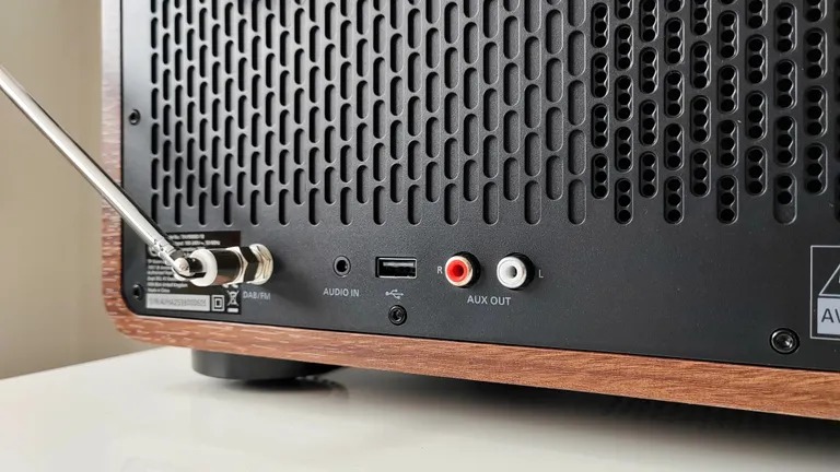 review Philips 'The Tina' (TAV9000D)