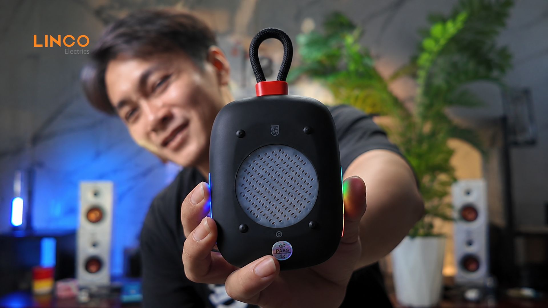 so sánh loa JBL Go 5 và Philips TAS1160