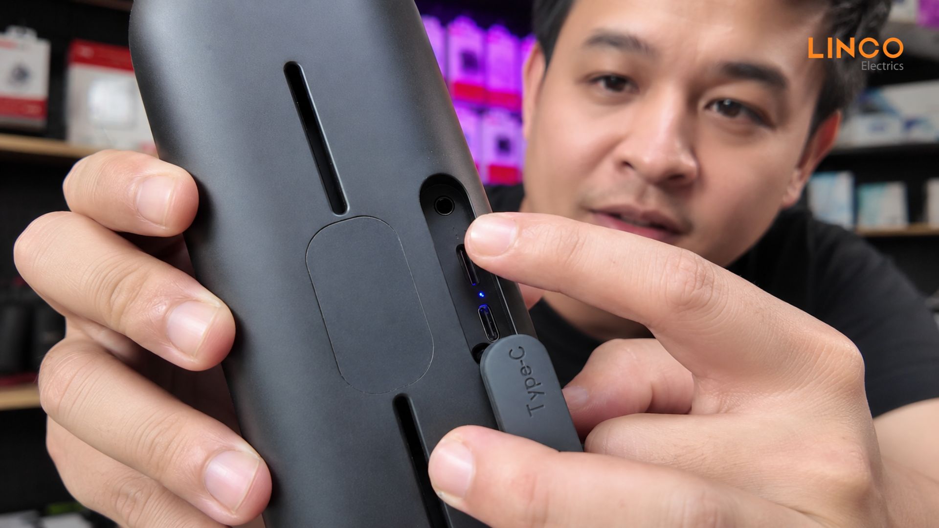 review so sánh loa Philips TAS2250 vs JBL Go 4